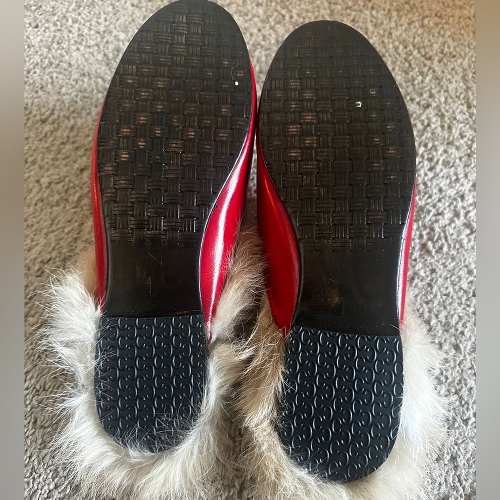 Women’s Tiger Moccasinns - Picture 3 of 3